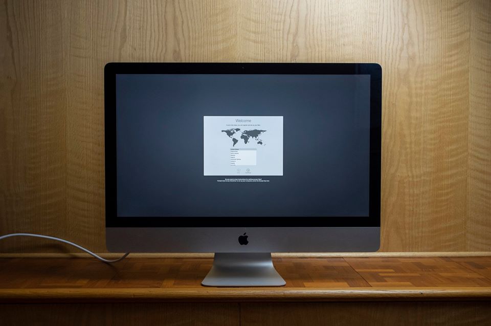 21 inch iMac Desktop Computer