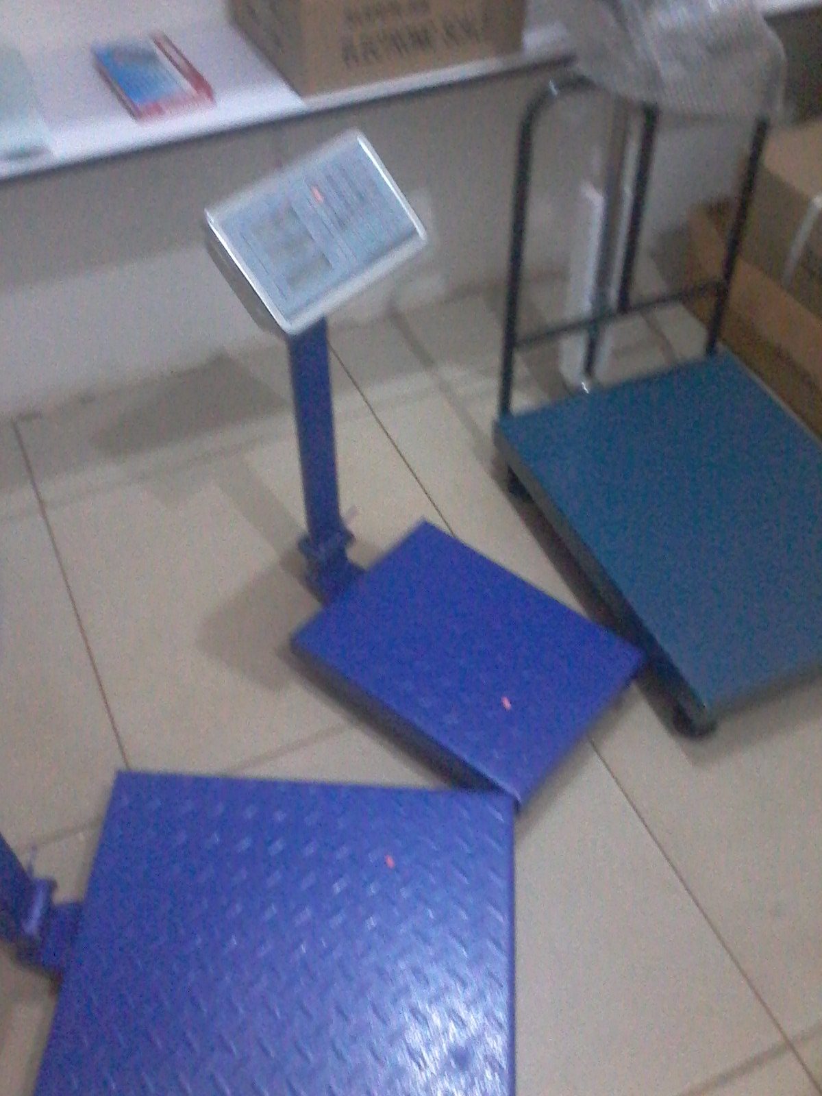 Bench weighing scales in Kampala
