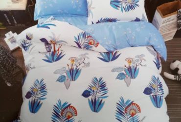 Duvet sets with curtains and a removable duvet cover