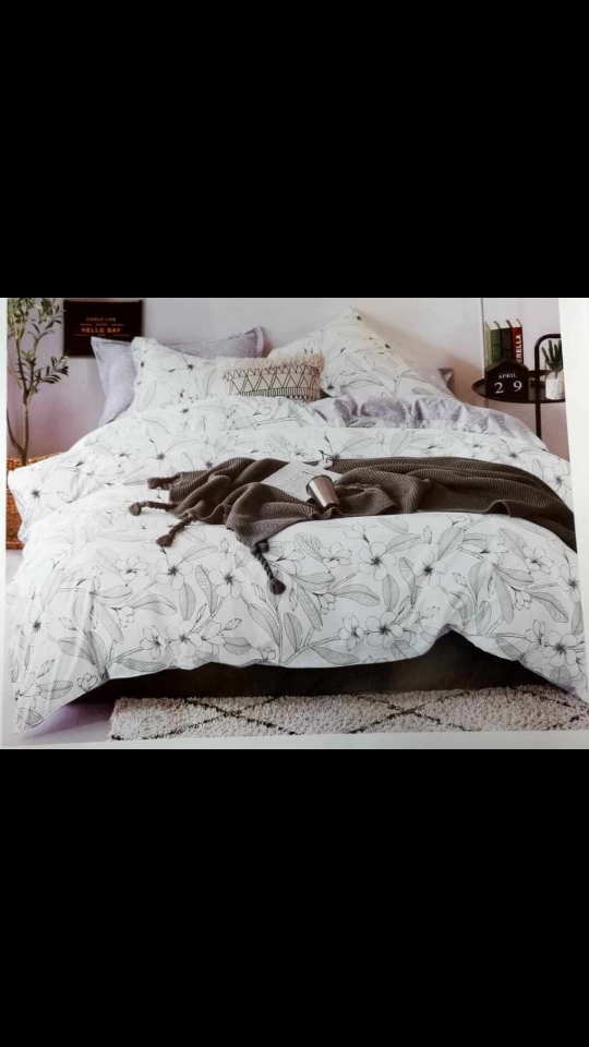 Duvet sets with curtains and a removable duvet cover
