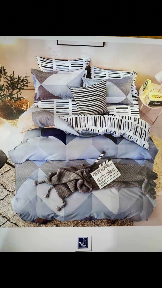 Duvet sets with curtains and a removable duvet cover