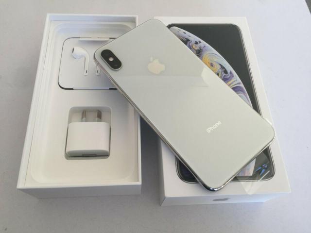 Free Shipping Apple iPhone 11 Pro iPhone X Whatsapp: (+13072969231)