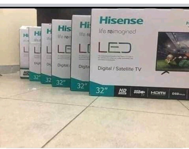 32"inches Hisense flat screen digital TV