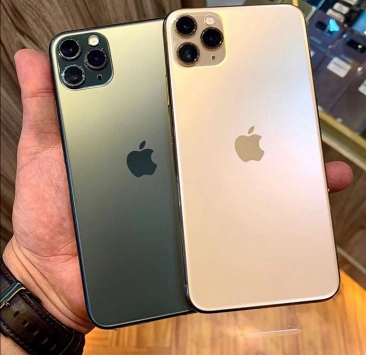 Wholesale suppliers of iPhones 11 PRO Max / 11 PRO / 11 / Xs Max / Xr / X 20% wholesale discount prices.